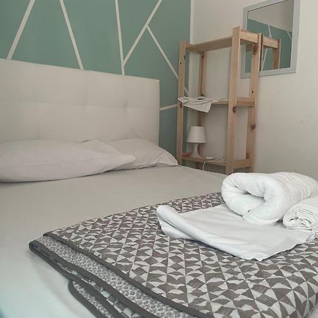 Dama Hostelbb Napoli Eksteriør billede