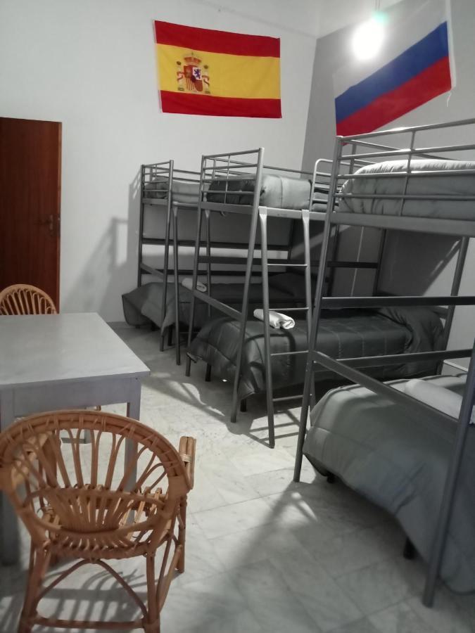 Dama Hostelbb Napoli Eksteriør billede