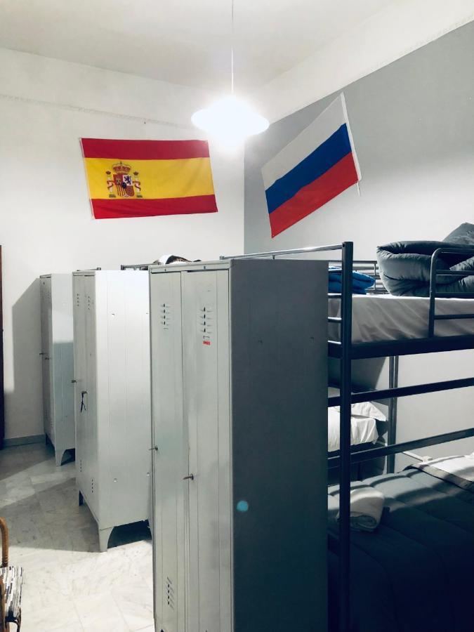 Dama Hostelbb Napoli Eksteriør billede