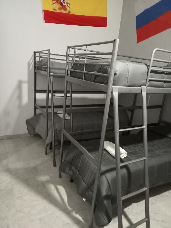 Dama Hostelbb Napoli Eksteriør billede