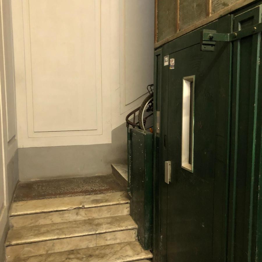 Dama Hostelbb Napoli Eksteriør billede